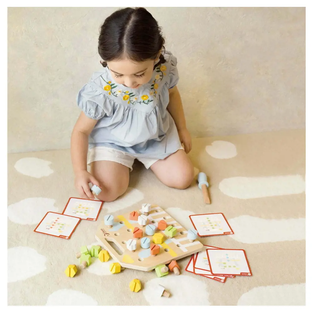Hippychick Classic World Screw Board